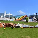 Ramada By Wyndham Akbuk Hotel 4*