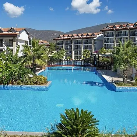 Hotel Ramada By Wyndham Akbuk Akbük