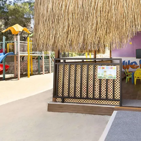 Ramada By Wyndham Akbuk 4* Akbük