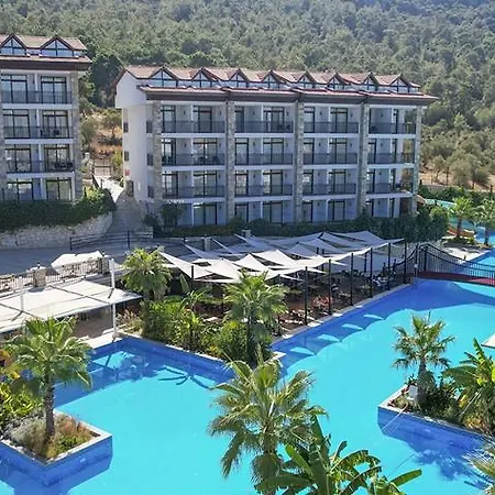 Ramada By Wyndham Akbuk