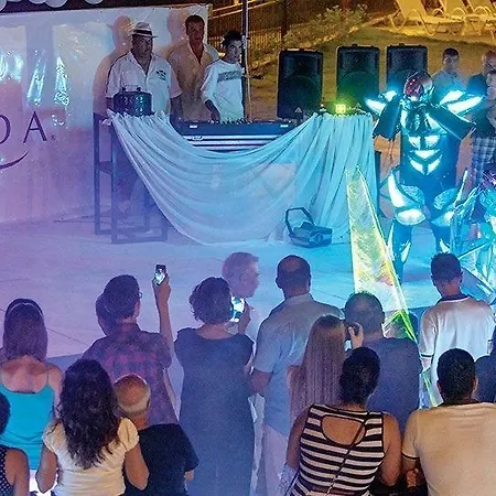 Hotel Ramada By Wyndham Akbuk 4*