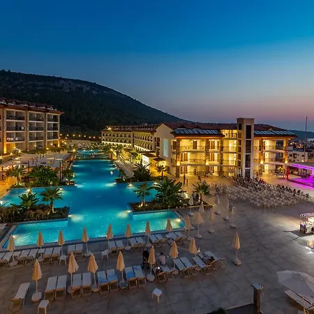 Hotel Ramada By Wyndham Akbuk Akbük