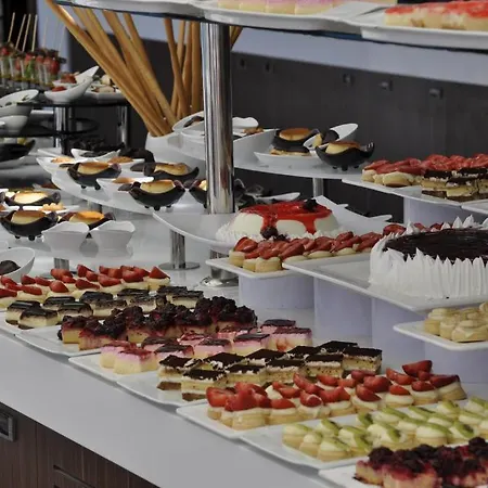 Ramada By Wyndham Akbuk 4* Akbük