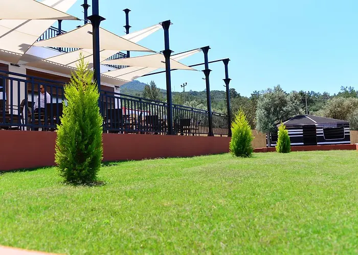 Ramada By Wyndham Akbuk Hotel