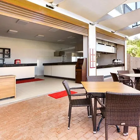Ramada By Wyndham Akbuk Отель Акбук