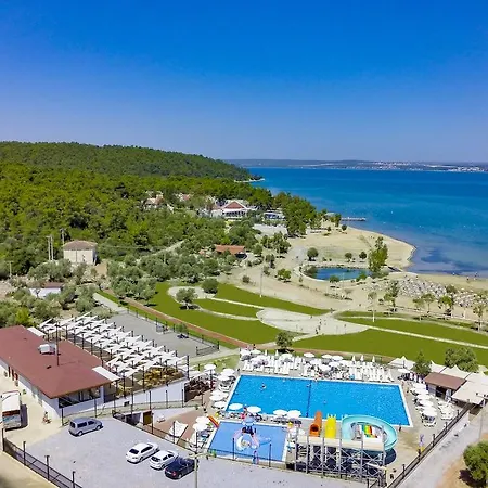 Ramada By Wyndham Akbuk Отель 4*