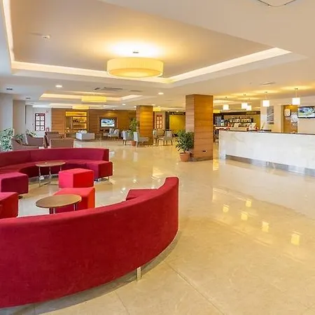 Ramada By Wyndham Akbuk Отель Акбук