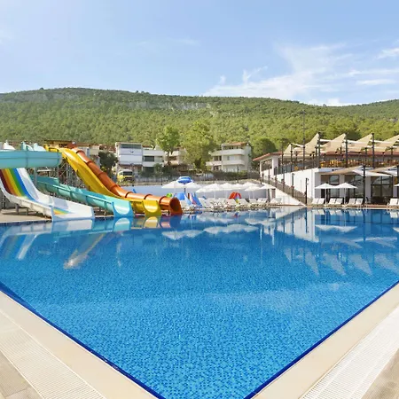 Ramada By Wyndham Akbuk 4* Akbük