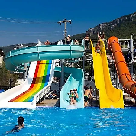 Ramada By Wyndham Akbuk Hotel 4*