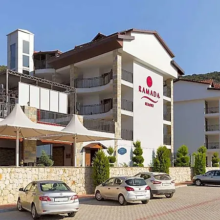 Ramada By Wyndham Akbuk فندق