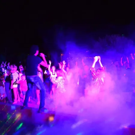 Ramada By Wyndham Akbuk Ξενοδοχείο