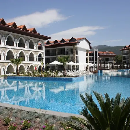 Ramada By Wyndham Akbuk アクブク