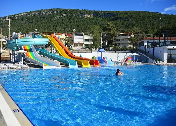 Hotel Ramada By Wyndham Akbuk 4*