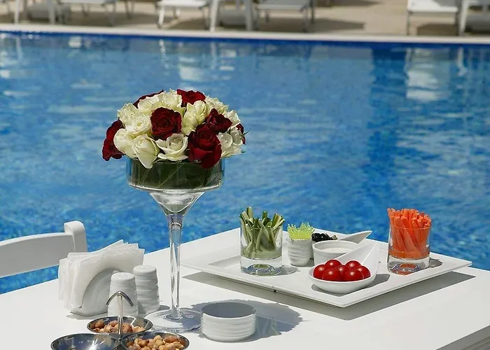 Ramada By Wyndham Akbuk