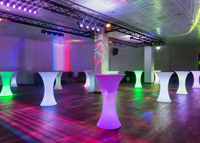 Ramada By Wyndham Akbuk Hotel 4*