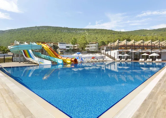 Ramada By Wyndham Akbuk 4* Akbük