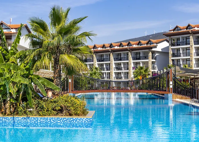 Ramada By Wyndham Akbuk 4* Akbük