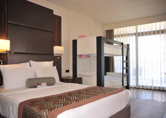 Ramada By Wyndham Akbuk Hotel Akbük