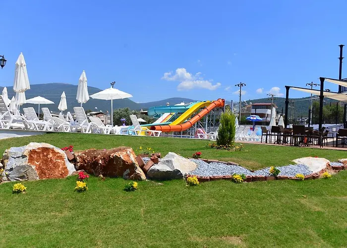 Ramada By Wyndham Akbuk Hotel 4*