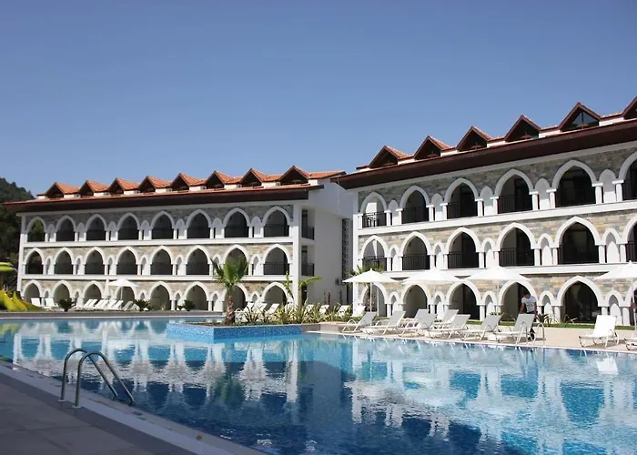 Hotel Ramada By Wyndham Akbuk Akbük
